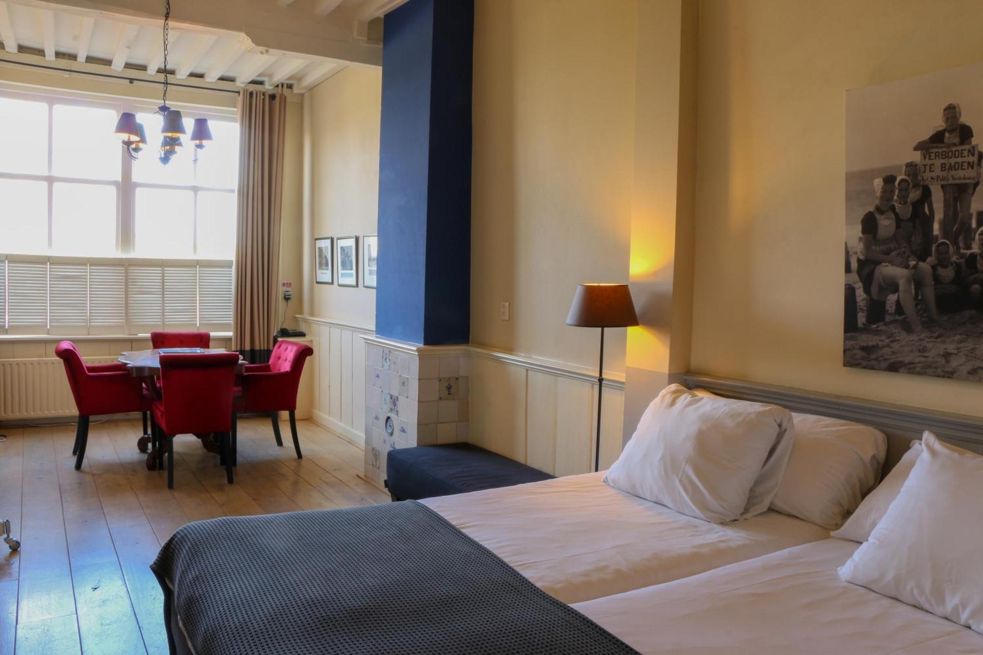 Auberge De Campveerse Toren Veere Exteriör bild